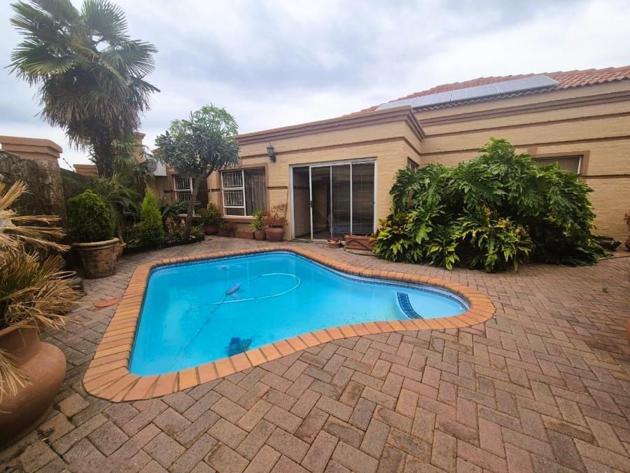 3 Bedroom Property for Sale in Arcon Park Gauteng