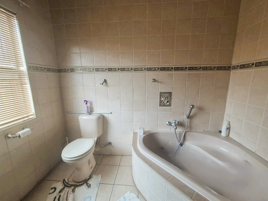 3 Bedroom Property for Sale in Arcon Park Gauteng