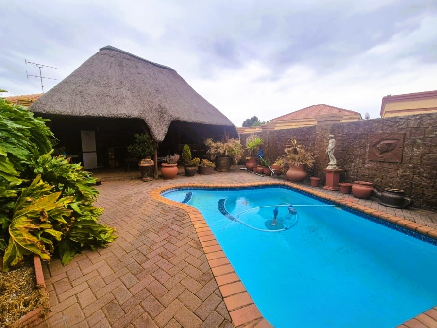 3 Bedroom Property for Sale in Arcon Park Gauteng