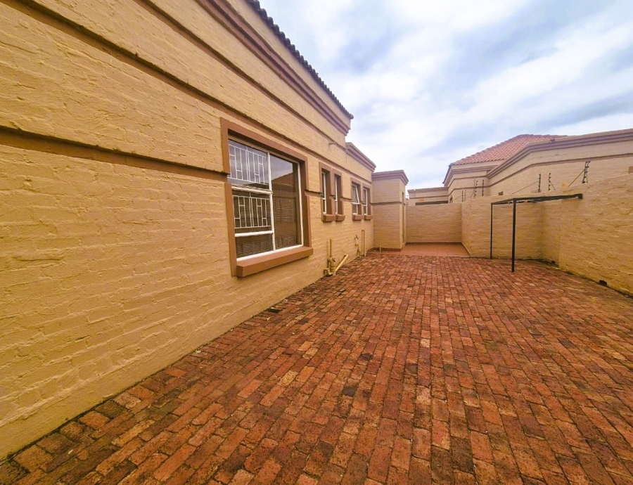 3 Bedroom Property for Sale in Arcon Park Gauteng