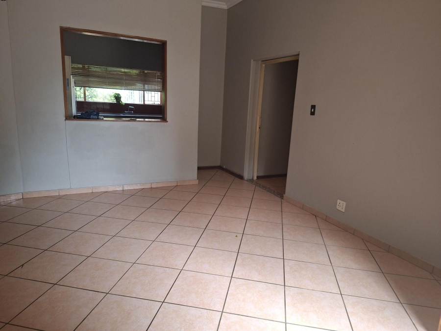 4 Bedroom Property for Sale in Sinoville Gauteng