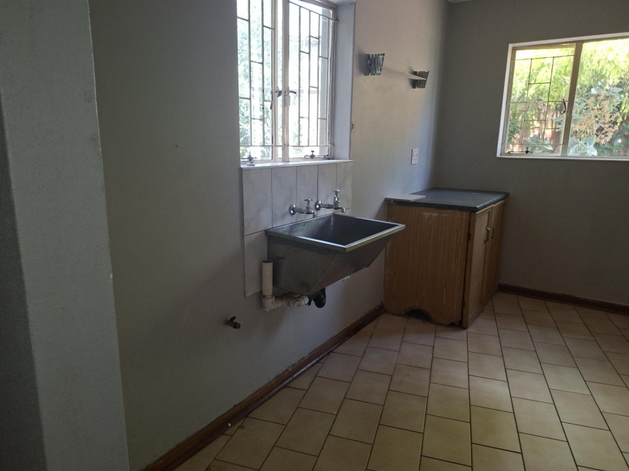 4 Bedroom Property for Sale in Sinoville Gauteng
