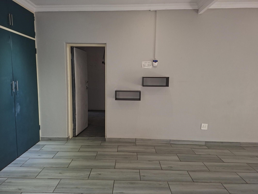 4 Bedroom Property for Sale in Sinoville Gauteng
