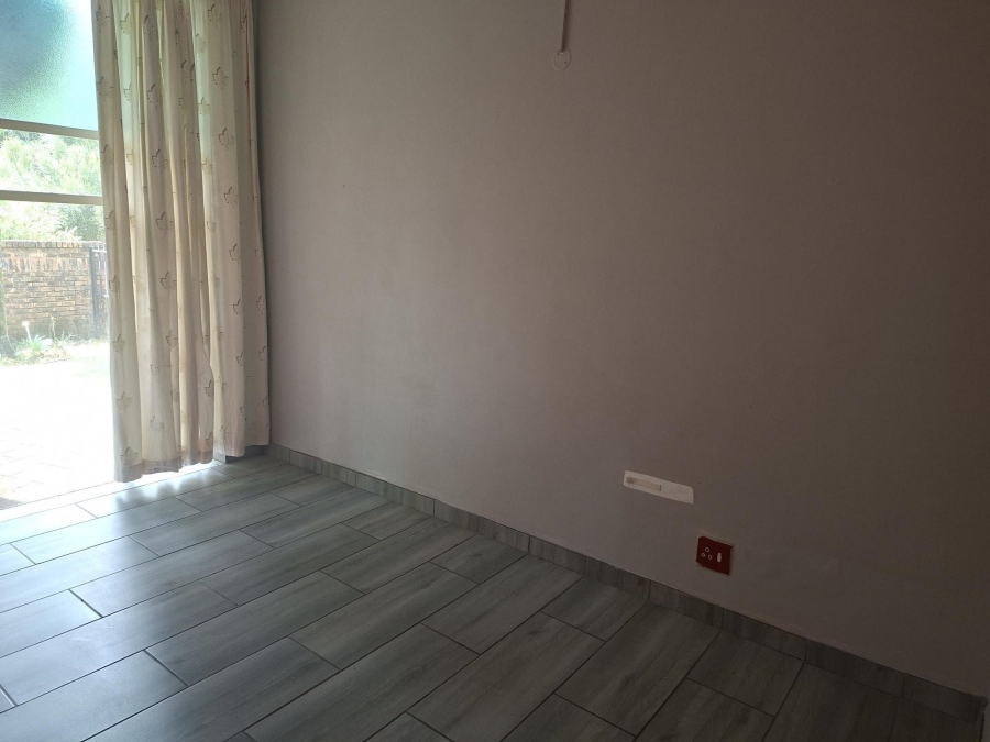 4 Bedroom Property for Sale in Sinoville Gauteng