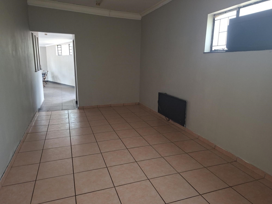 4 Bedroom Property for Sale in Sinoville Gauteng