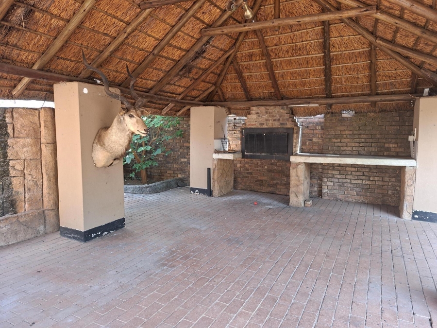 4 Bedroom Property for Sale in Sinoville Gauteng