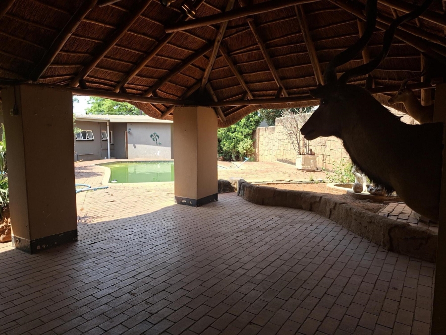 4 Bedroom Property for Sale in Sinoville Gauteng