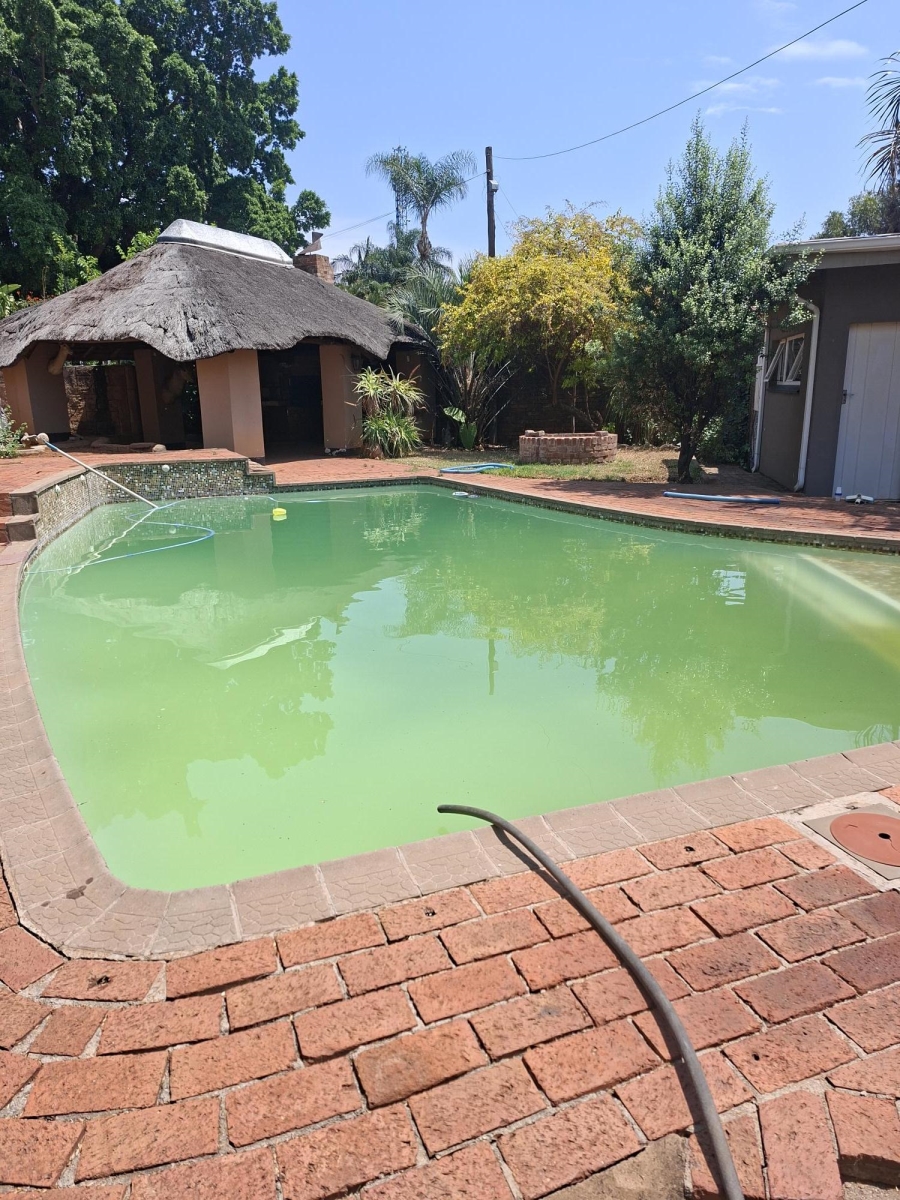 4 Bedroom Property for Sale in Sinoville Gauteng