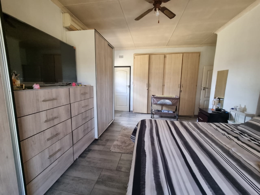 4 Bedroom Property for Sale in Bedworth Park Gauteng