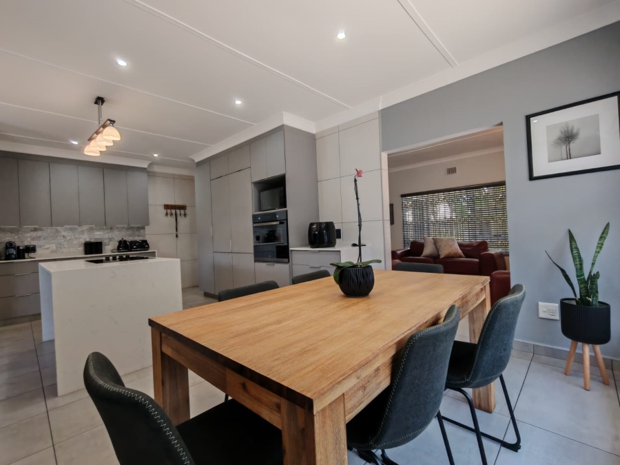 4 Bedroom Property for Sale in Risiville Gauteng