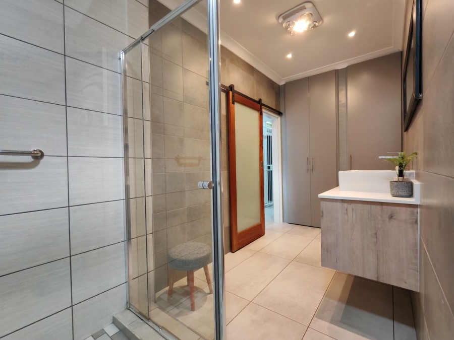 4 Bedroom Property for Sale in Risiville Gauteng