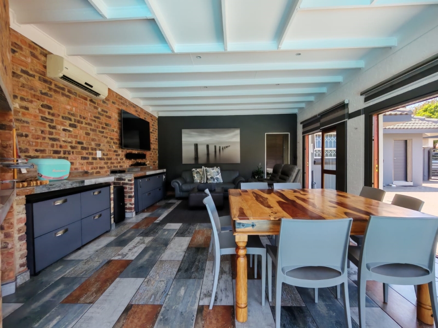 4 Bedroom Property for Sale in Risiville Gauteng