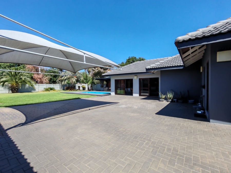 4 Bedroom Property for Sale in Risiville Gauteng