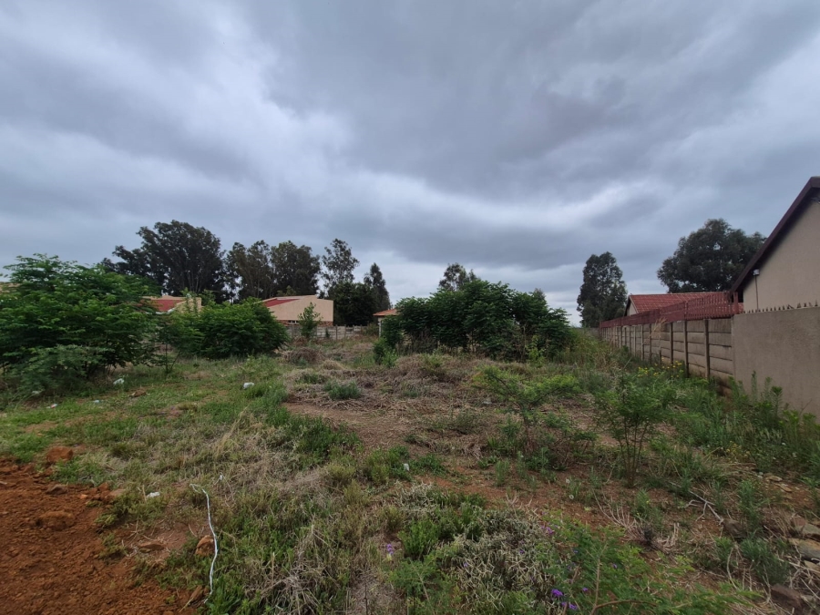 0 Bedroom Property for Sale in Unitas Park Gauteng