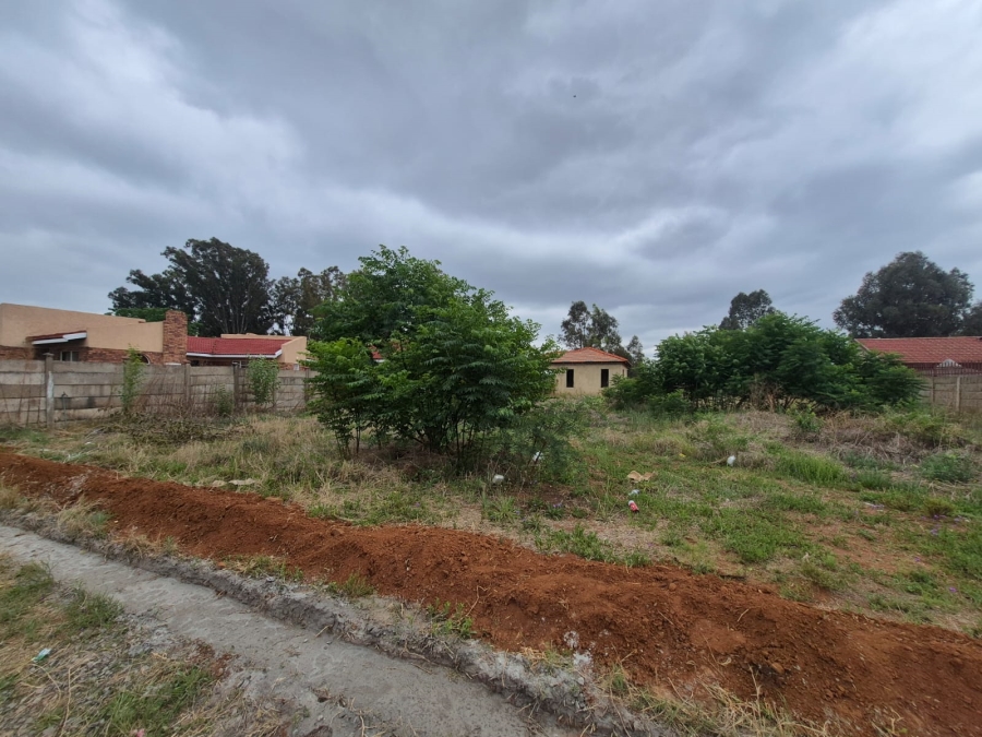 0 Bedroom Property for Sale in Unitas Park Gauteng