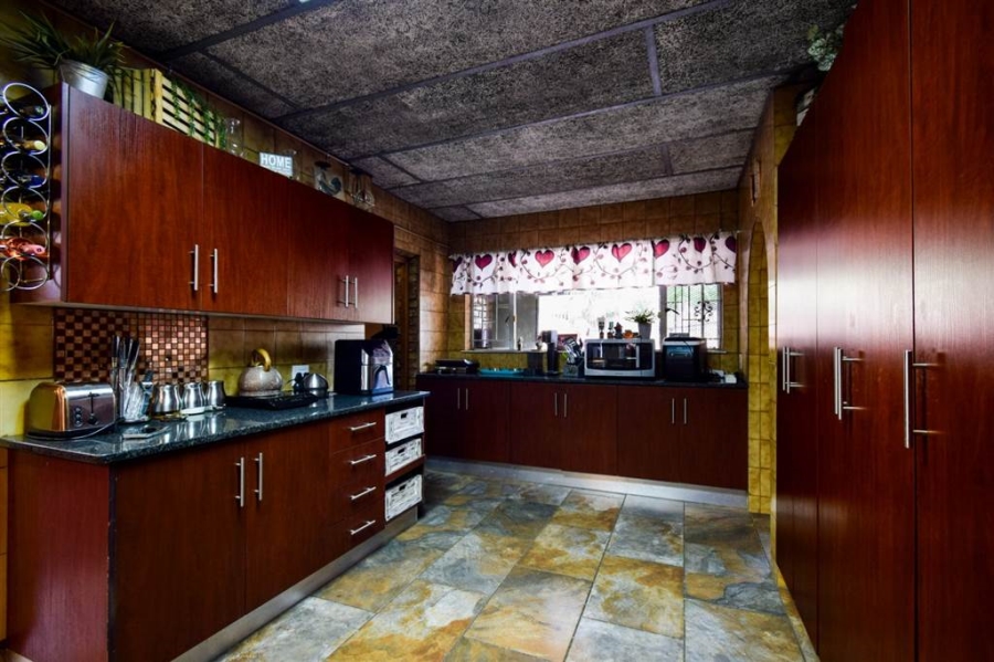 4 Bedroom Property for Sale in Theresa Park Gauteng