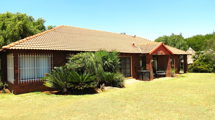 2 Bedroom Property for Sale in Hillside Gauteng
