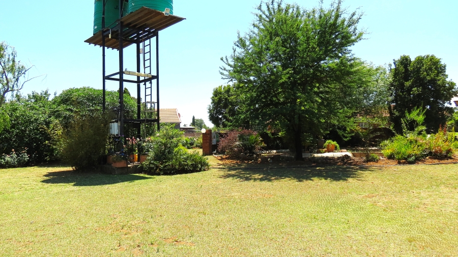 2 Bedroom Property for Sale in Hillside Gauteng