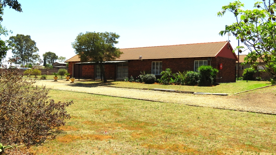 2 Bedroom Property for Sale in Hillside Gauteng
