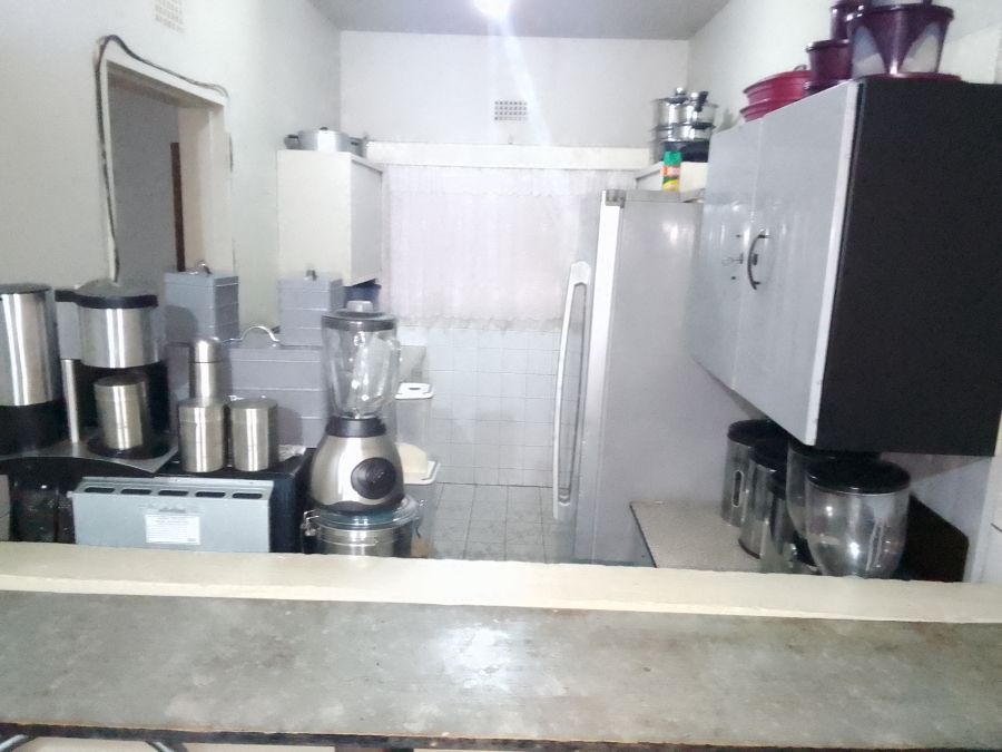 1 Bedroom Property for Sale in Luipaardsvlei Gauteng