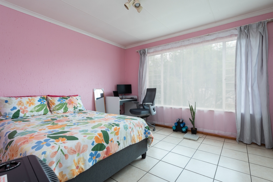 2 Bedroom Property for Sale in Ridgeway Gauteng