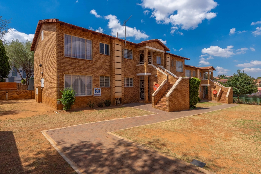 2 Bedroom Property for Sale in Ridgeway Gauteng
