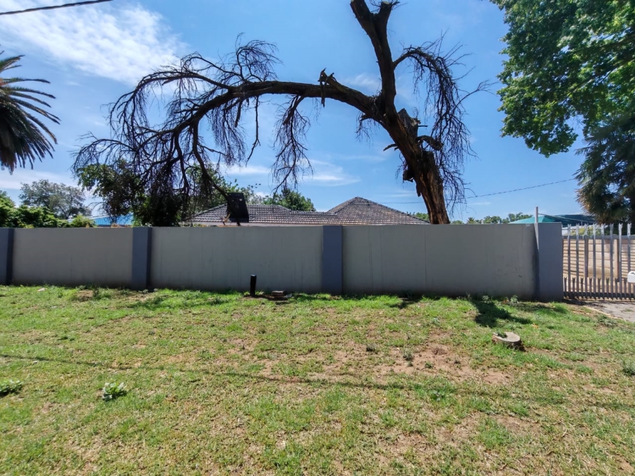 4 Bedroom Property for Sale in Three Rivers Gauteng