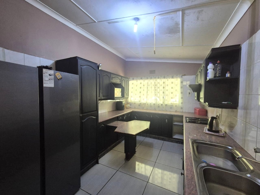 3 Bedroom Property for Sale in Sonland Park Gauteng