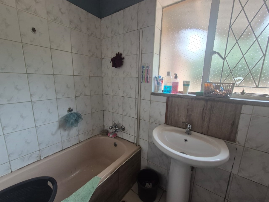 3 Bedroom Property for Sale in Sonland Park Gauteng