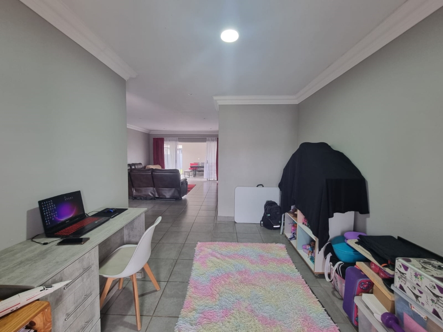 3 Bedroom Property for Sale in Arcon Park Gauteng