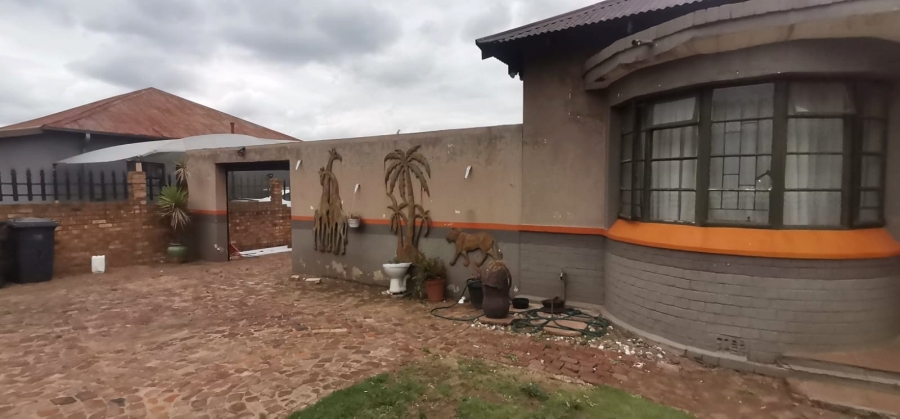 3 Bedroom Property for Sale in Noycedale Gauteng