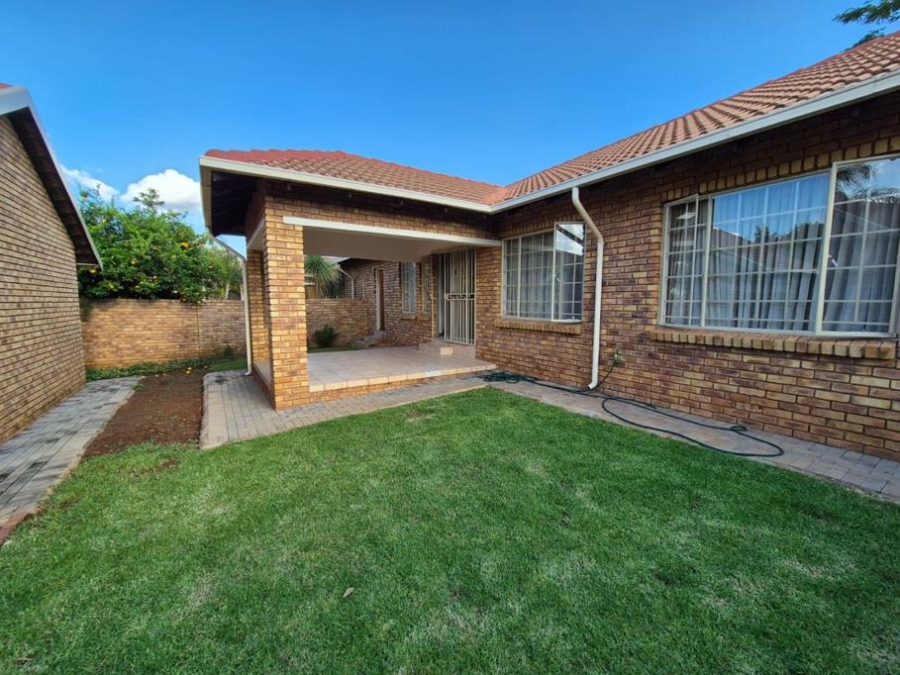2 Bedroom Property for Sale in Montana Park Gauteng