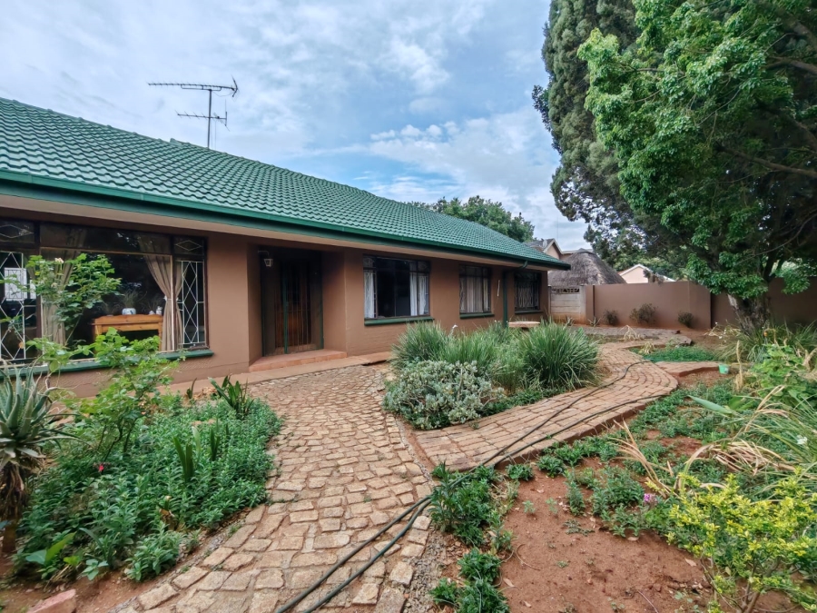 3 Bedroom Property for Sale in Risiville Gauteng