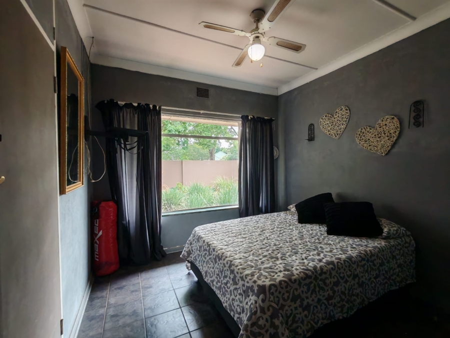 3 Bedroom Property for Sale in Risiville Gauteng