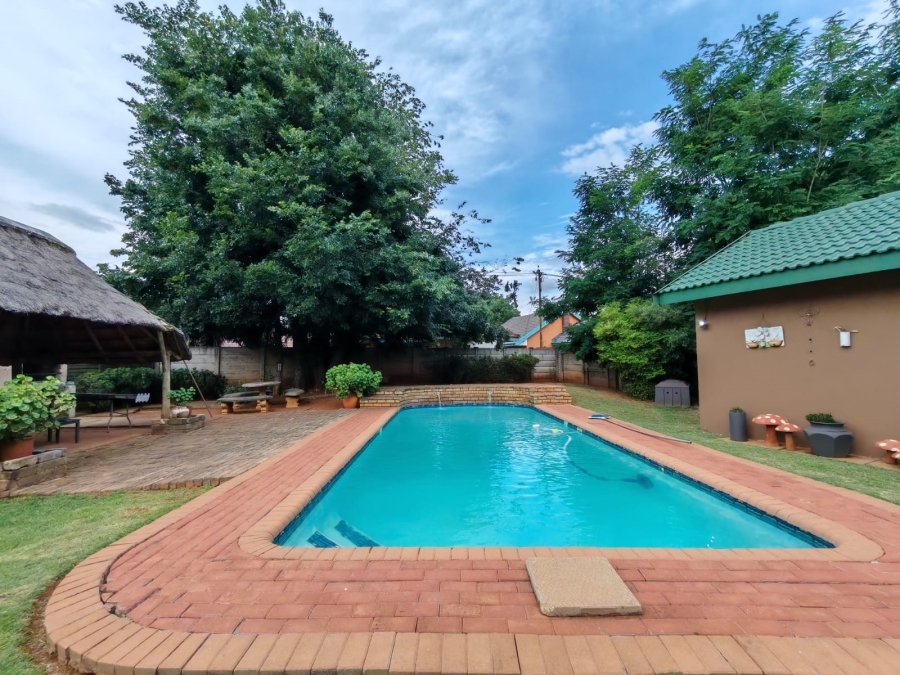 3 Bedroom Property for Sale in Risiville Gauteng