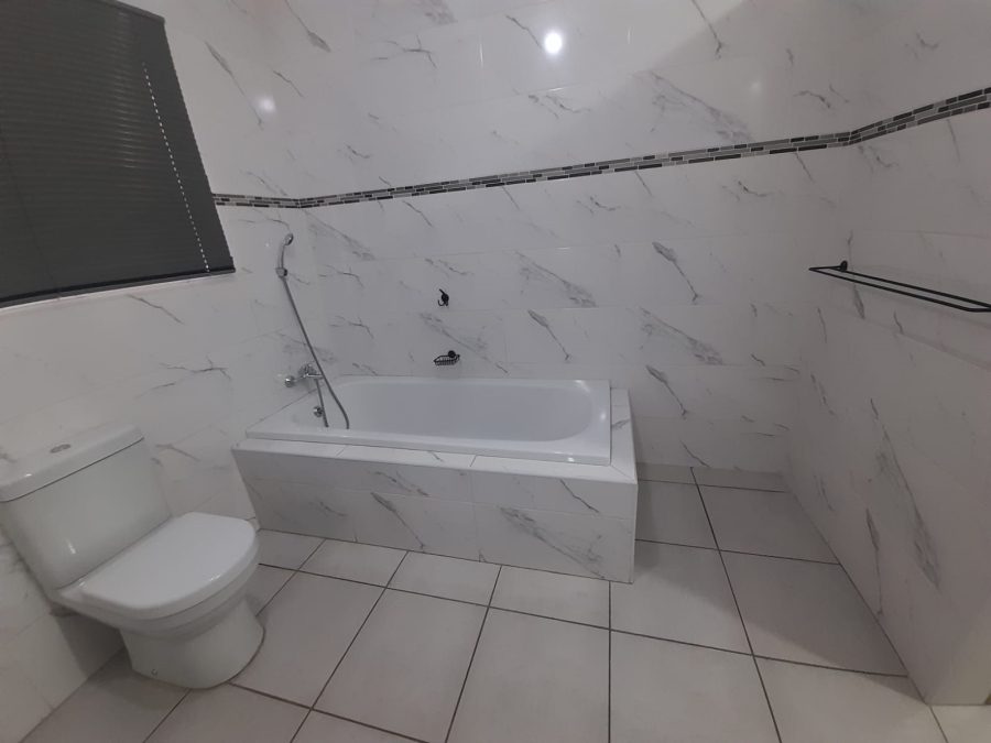 To Let 3 Bedroom Property for Rent in Kookrus Gauteng