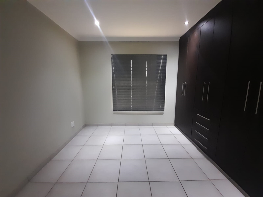 To Let 3 Bedroom Property for Rent in Kookrus Gauteng