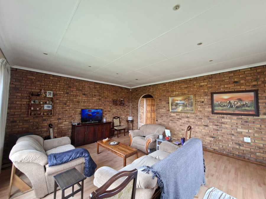 4 Bedroom Property for Sale in Riversdale Gauteng