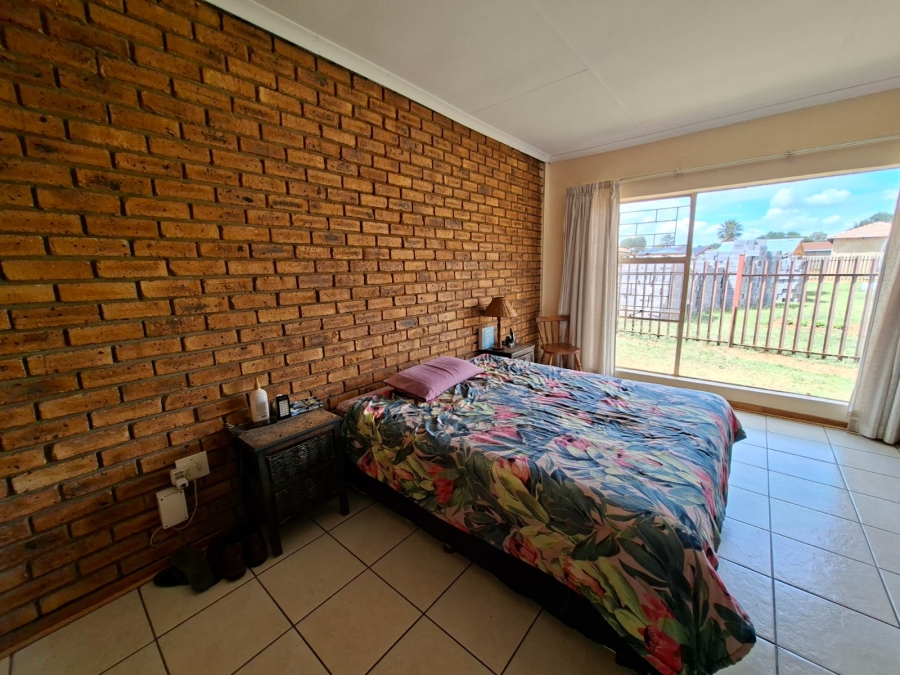 4 Bedroom Property for Sale in Riversdale Gauteng