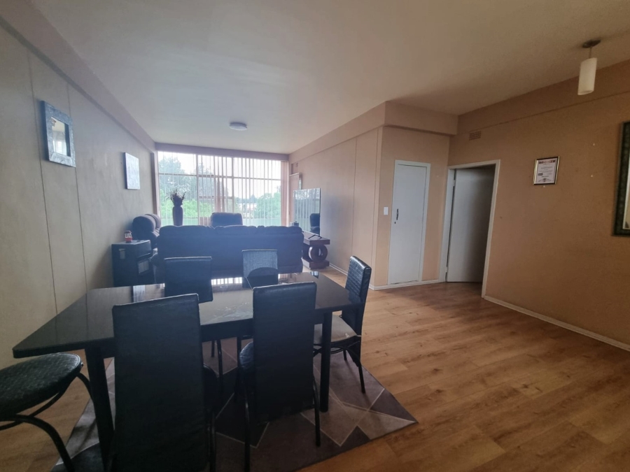 2 Bedroom Property for Sale in Three Rivers Proper Gauteng