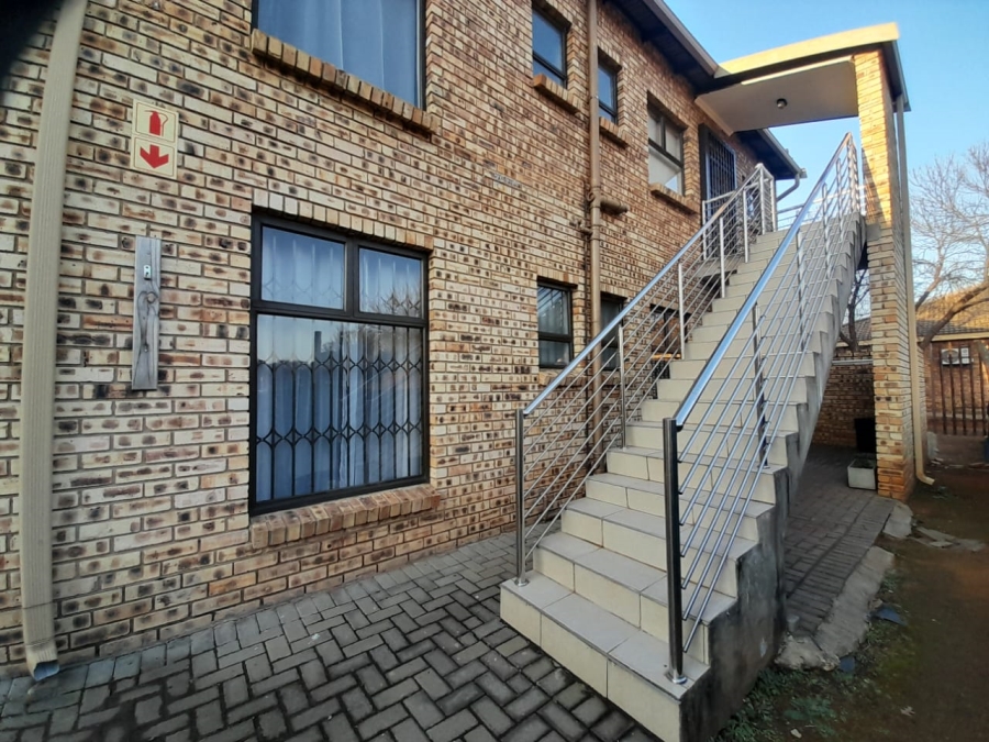 2 Bedroom Property for Sale in Meyerton Central Gauteng