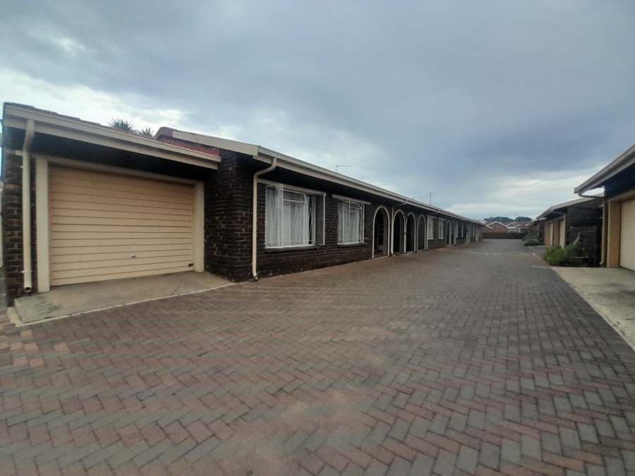 To Let 2 Bedroom Property for Rent in Three Rivers Gauteng