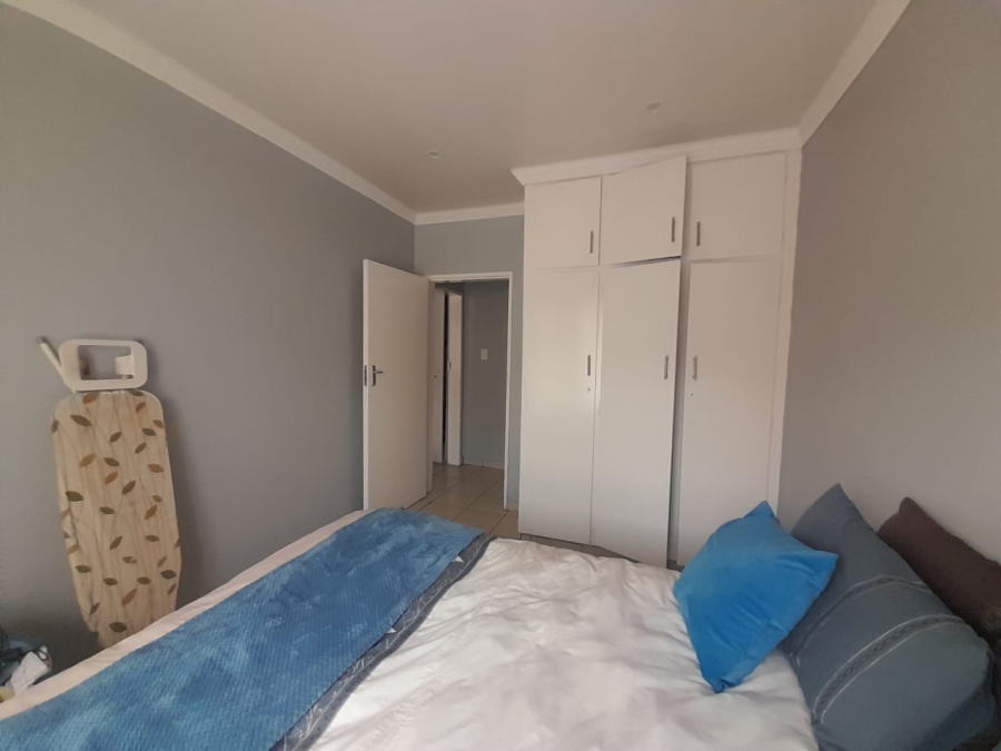 To Let 2 Bedroom Property for Rent in Three Rivers Gauteng