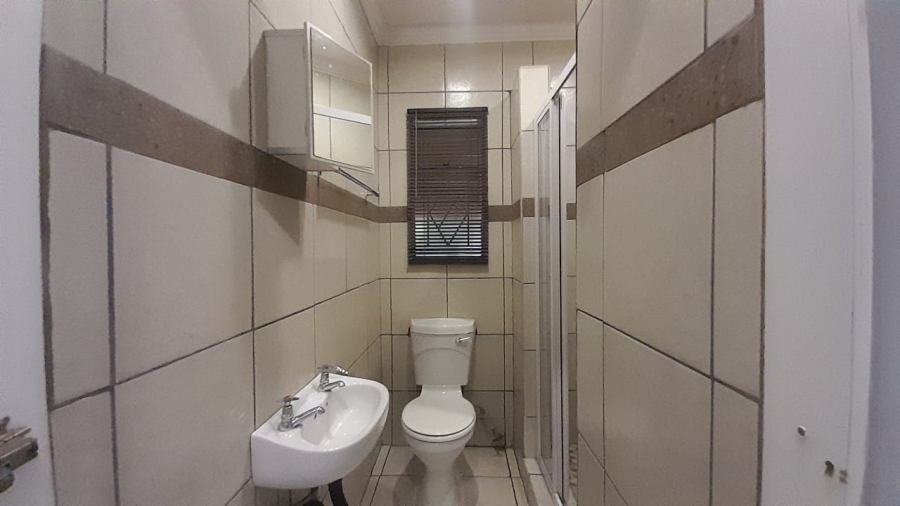 To Let 2 Bedroom Property for Rent in Three Rivers Gauteng