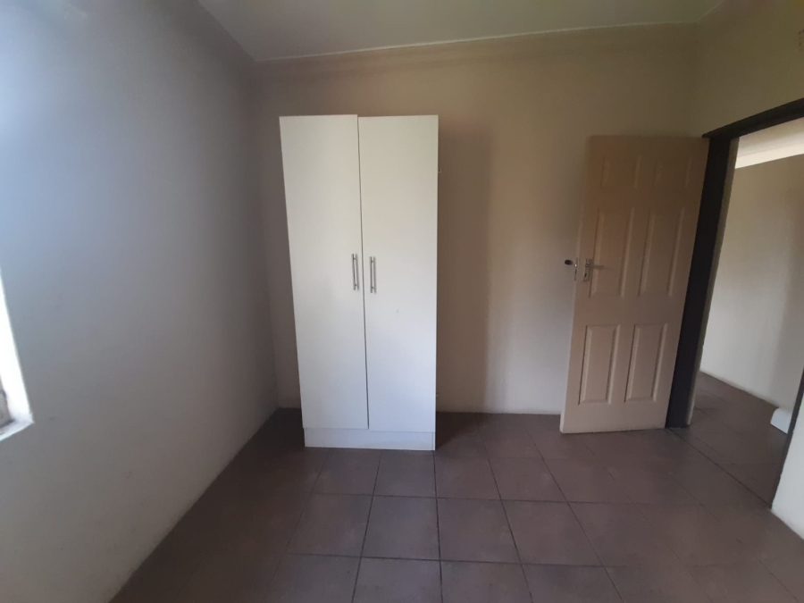 To Let 2 Bedroom Property for Rent in Highbury Gauteng