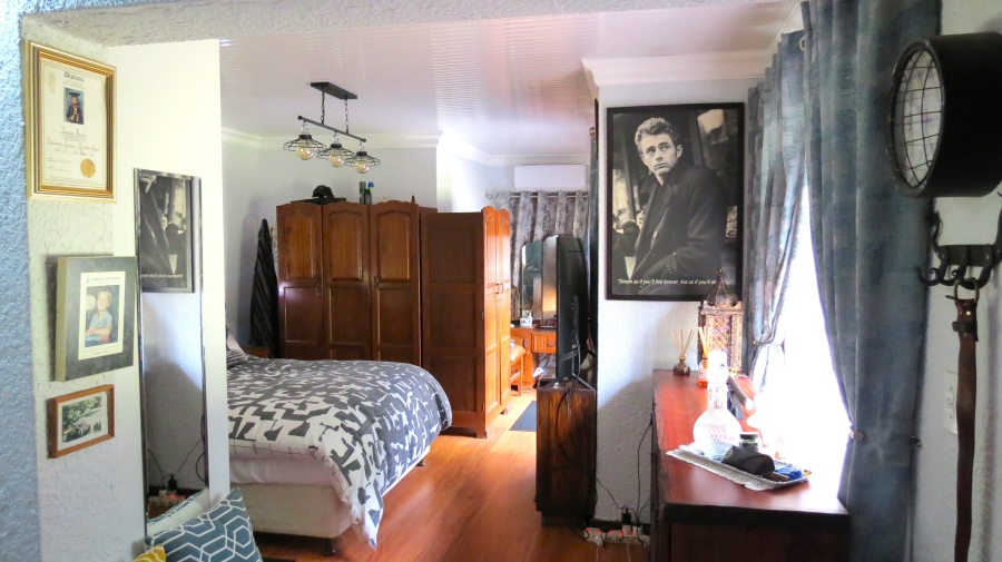 4 Bedroom Property for Sale in Rant En Dal Gauteng