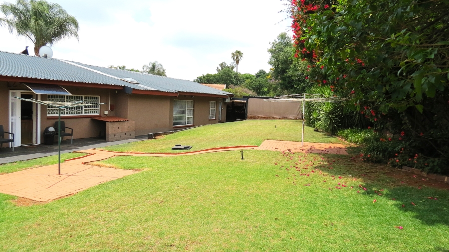 4 Bedroom Property for Sale in Rant En Dal Gauteng