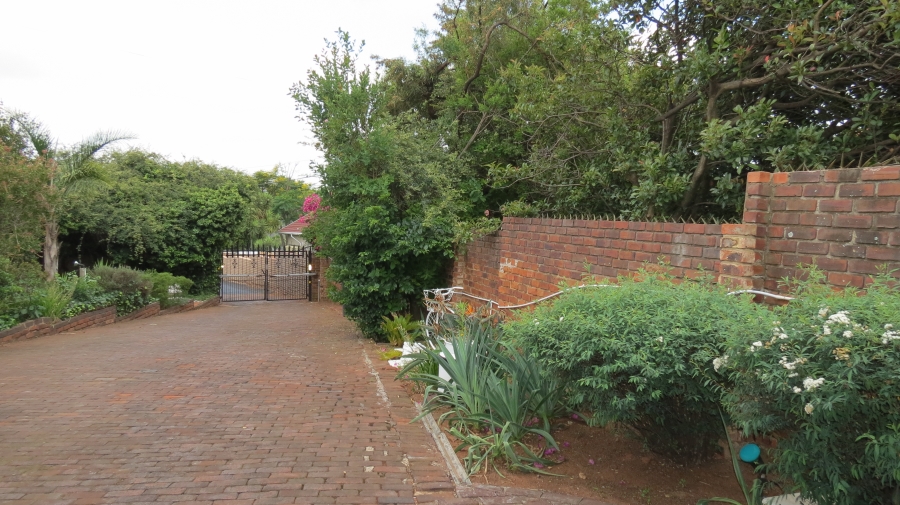4 Bedroom Property for Sale in Rant En Dal Gauteng