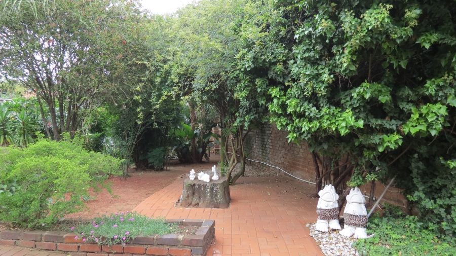 4 Bedroom Property for Sale in Rant En Dal Gauteng