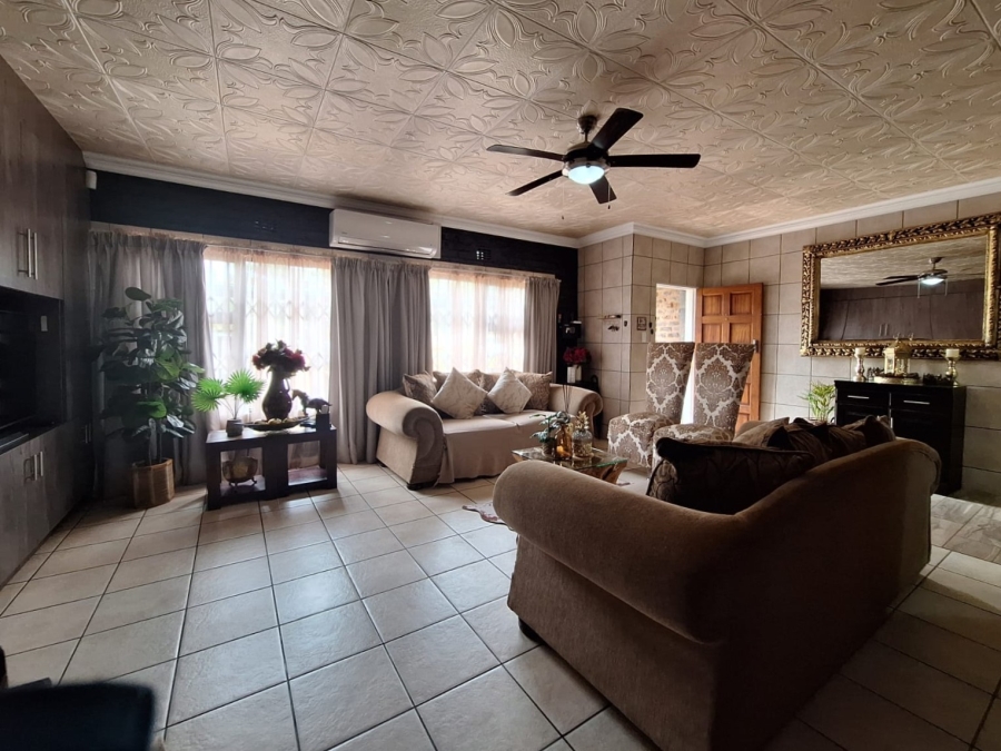 4 Bedroom Property for Sale in Heidelberg A H Gauteng